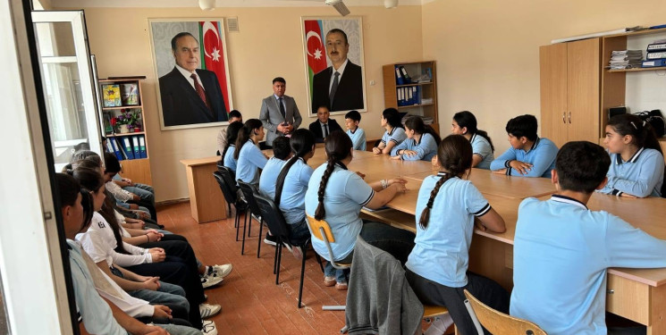 “İnsan hüquqları dövlətin təməlidir” mövzusunda maarifləndirici toplantı keçirilib