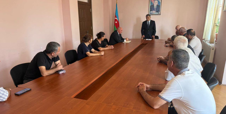 Xocavənd Rayon İcra Hakimiyyətinin başçısı Eyvaz Hüseynovun Mingəçevir şəhərində məskunlaşan rayon sakinləri ilə səyyar görüşü keçirilmişdir