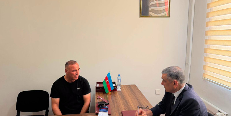 Xocavənd Rayon İcra Hakimiyyətinin başçısı Eyvaz Hüseynov növbəti vətəndaş qəbulu keçirib
