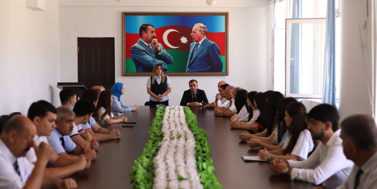 "Davamlı şəhərsalma siyasəti: milli memarlıq ənənələri və müasir çağırışlar” mövzusunda dəyirmi masa keçirilib